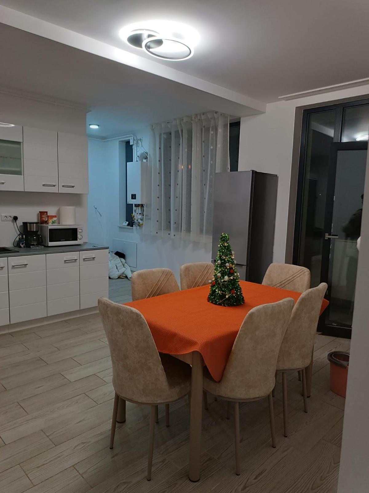 Apartament 2 Camere, Bloc Nou, Langa Promenada Moll, Capacitate 4 Persoane Craiova Luaran gambar